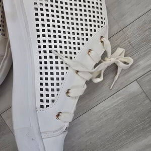 JC Nicole Women's Size 7.5 High Top Sneakers Ivory Off White Perforated Lattice